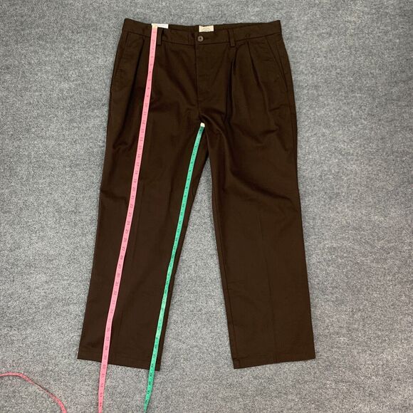 St Johns Bay Pleated Pant Mens 38 Brown Cotton Blend Classic Fit Easy Care Chino - Picture 8 of 13